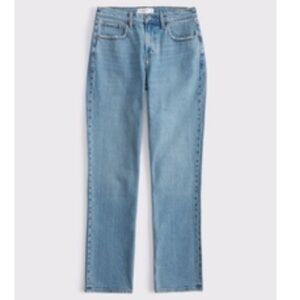 NWT Curve Love Mid Rise 90s Straight Jeans 34L